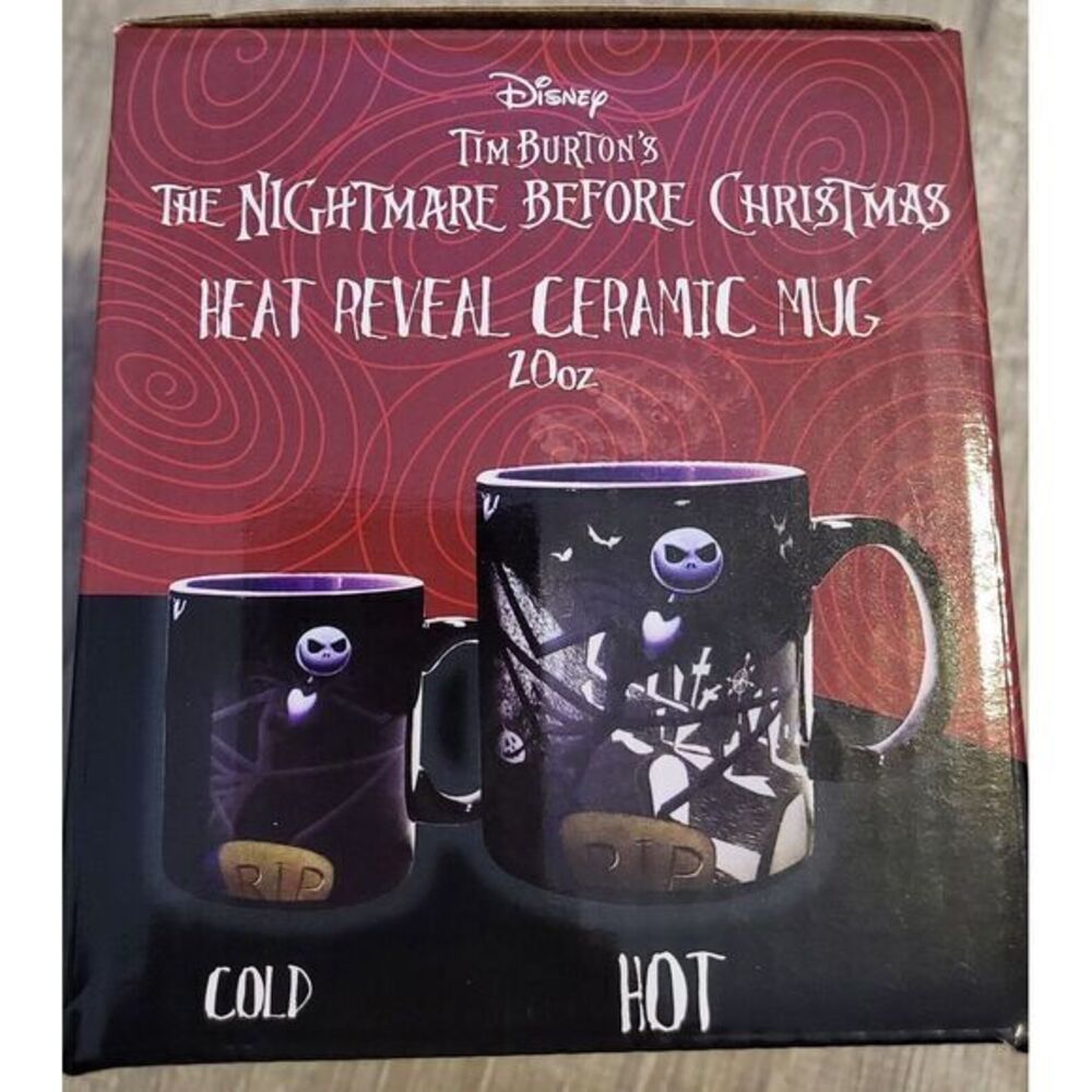 NWB Jack Skellington Mug Disney 20 oz Black Heat‎ Reveals Graveyard Scene